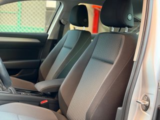 Volkswagen Passat 2.0 TDI año 2021