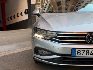 Volkswagen Passat 2.0 TDI año 2021