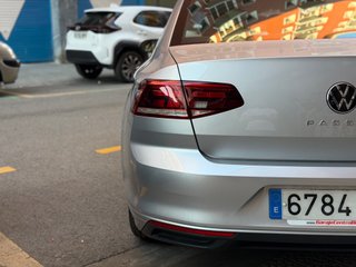 Volkswagen Passat 2.0 TDI año 2021