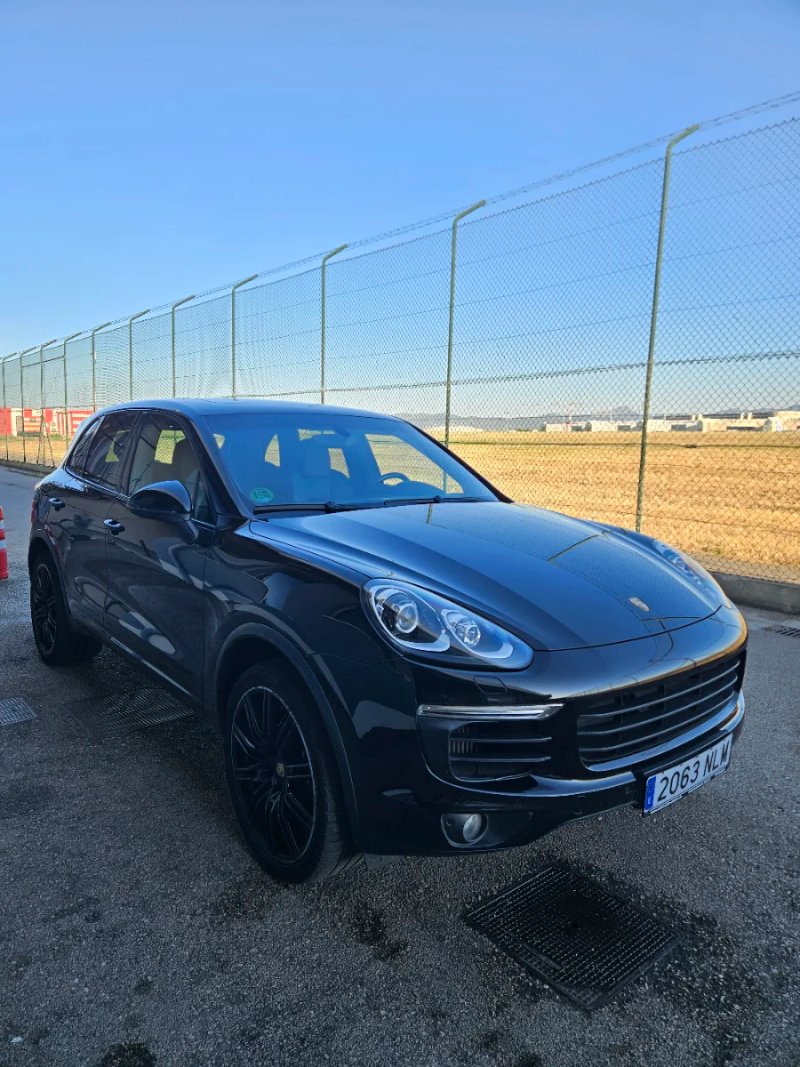 Porsche Cayenne 2015 - foto 1
