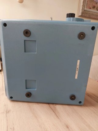 Máquina de escribir Olivetti Lettera DL