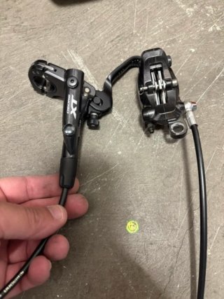 Freno delantero Shimano XTR M8000