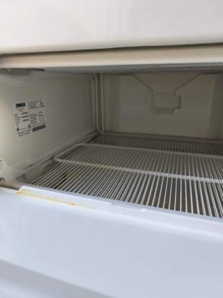 Congelador vertical Zanussi Tropic System