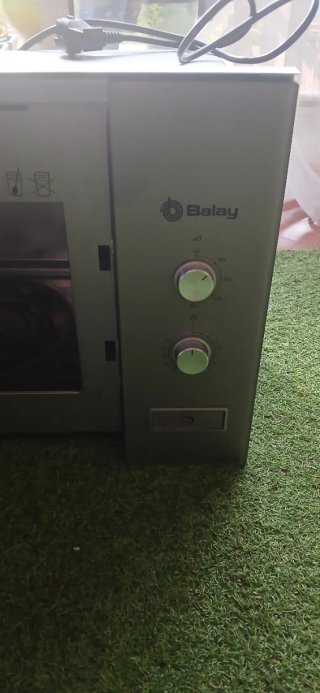 Microondas integrable Balay