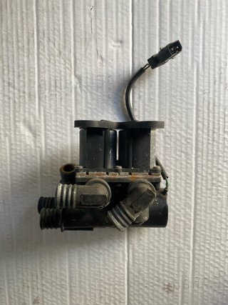 BMW E34 electrovalvula calefaccion