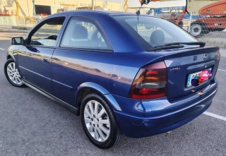 Opel Astra 2004