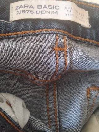 Pantalón vaquero Zara perlas tobillo