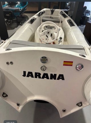 Barca neumatica Zodiac Mad Jet 320 Semirrígida