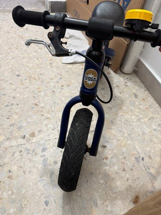 Bicicleta infantil azul