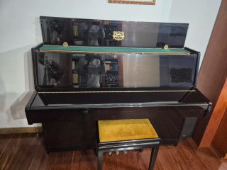 Piano Kawai Negro + banqueta N.serie K1412871