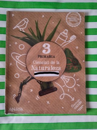 Libros de texto de 3° Primaria (forrados)