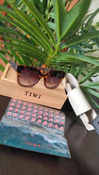 Gafas de sol TIWI. De ÓPTICA