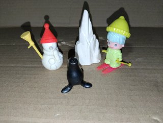 Pinypon esquiador muñeco y accesorios