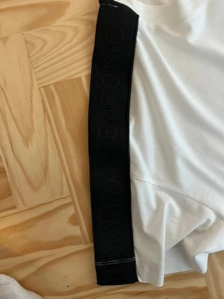 T-shirt Emporio Armani Branca e Preta