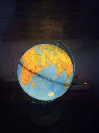 Globo terráqueo educativo