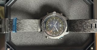 Relógio Garmin Marq Carbon Beretta 500 aniversário