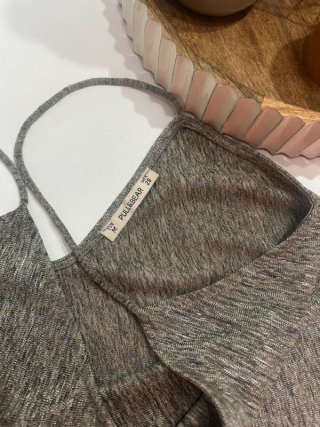Pull&Bear Top Brillo Tirantes Gris Plata