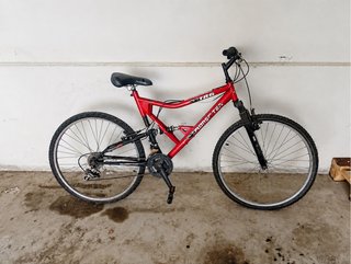 Bicicleta Roja Doble Suspensión