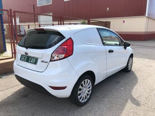 ALQUILER FORD FIESTA 2 PLAZAS