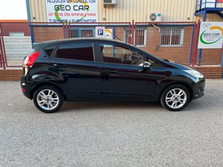 ALQUILER FORD FIESTA 4 PLAZAS