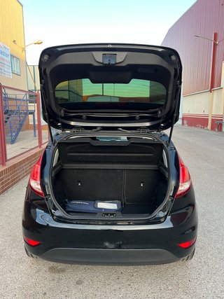 ALQUILER FORD FIESTA 4 PLAZAS