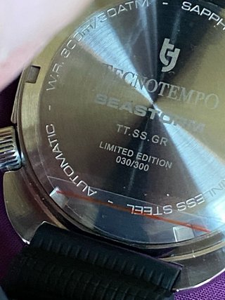 Reloj Tecnotempo "Seastorm" 300M Edicion Limitada