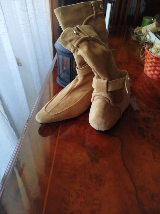 Botas ante beige talla 39
