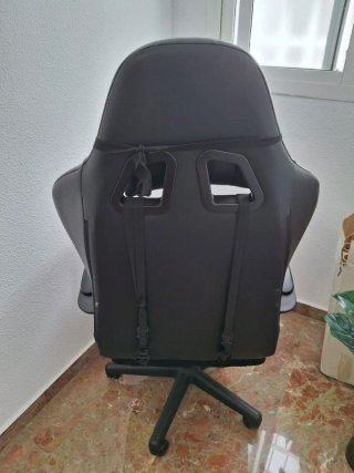 Sillón de oficina ergonómico negro