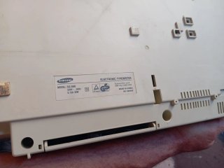 Máquina de escribir Samsung SQ-3000