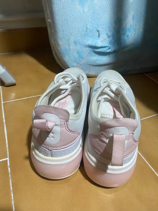Zapatillas deportivas mujer blancas y rosas