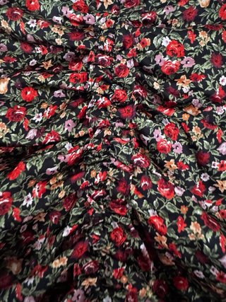 Falda fruncida floral