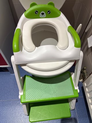 Asiento reductor WC infantil con escalón