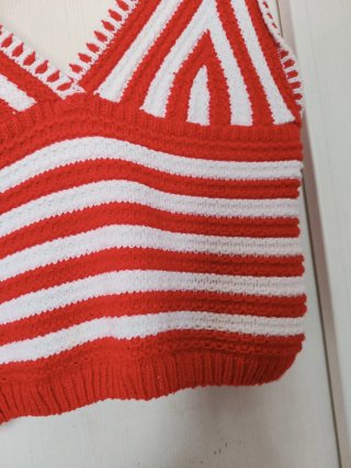 Crop top rayas rojo y blanco Talla XS