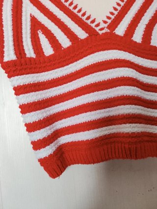 Crop top rayas rojo y blanco Talla XS