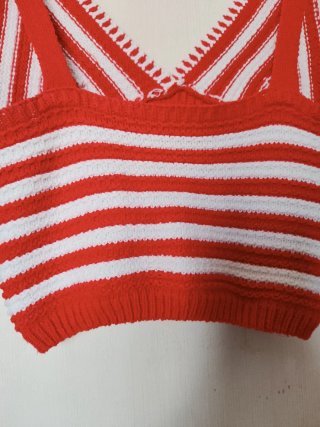 Crop top rayas rojo y blanco Talla XS
