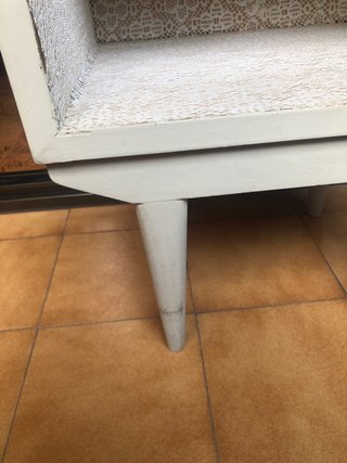 Mesilla auxiliar de madera y tela