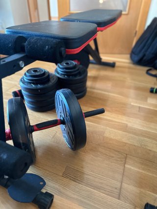 Banco musculación ajustable + 65kg pesas