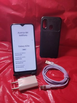 Samsung A20e 3/32GB + Accesorios
