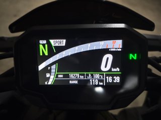 Kawasaki Z900 2020 • 16.300 km • Muy cuidada
