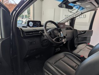 Hyundai Staria 2022