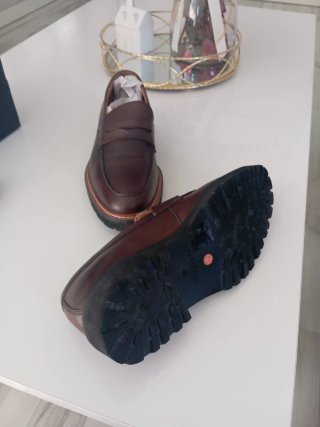 Zapatos de vestir de cuero marrón Cortefiel