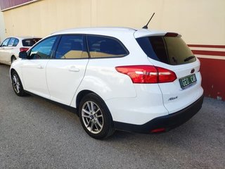 ALQUILER FORD FOCUS RANCHERA