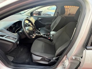 ALQUILER FORD FOCUS RANCHERA