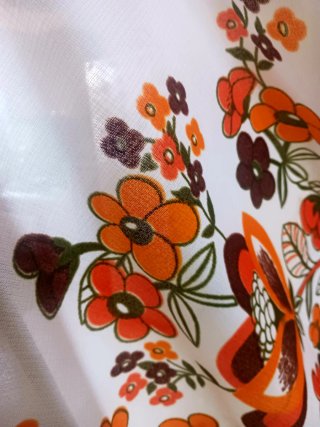 Tessuto vintage anni 70 fiori marroni arancio