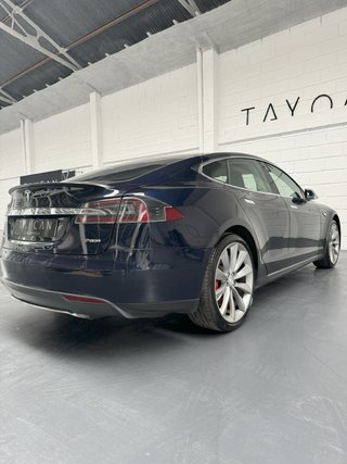 Tesla Model S P85 Signature Carga gratuita