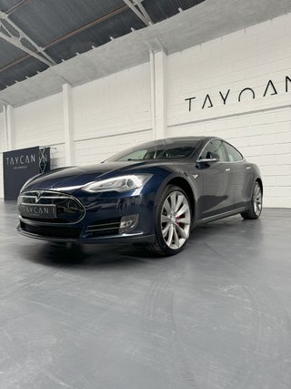 Tesla Model S P85 Signature Carga gratuita