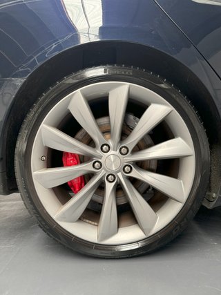 Tesla Model S P85 Signature Carga gratuita