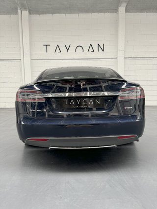 Tesla Model S P85 Signature Carga gratuita