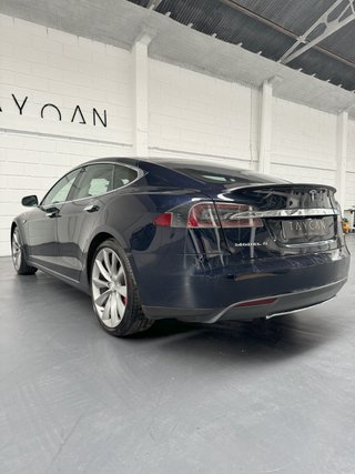 Tesla Model S P85 Signature Carga gratuita