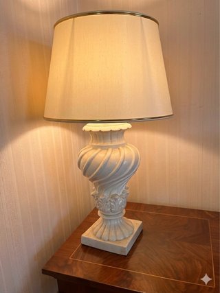 Lámpara de mesa cerámica beige